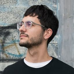 Artiom Dashinsky avatar